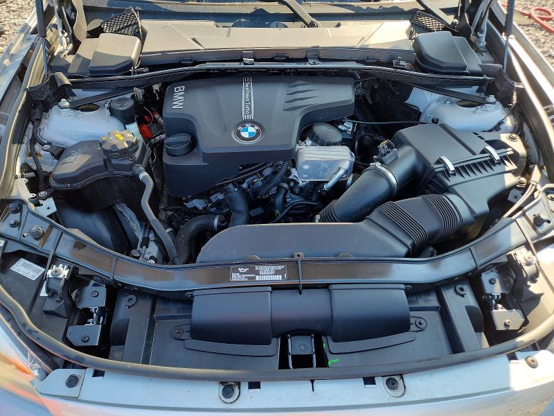 Photo 12 from auction – 2015 BMW X1 with VIN WBAVM1C56FV314896