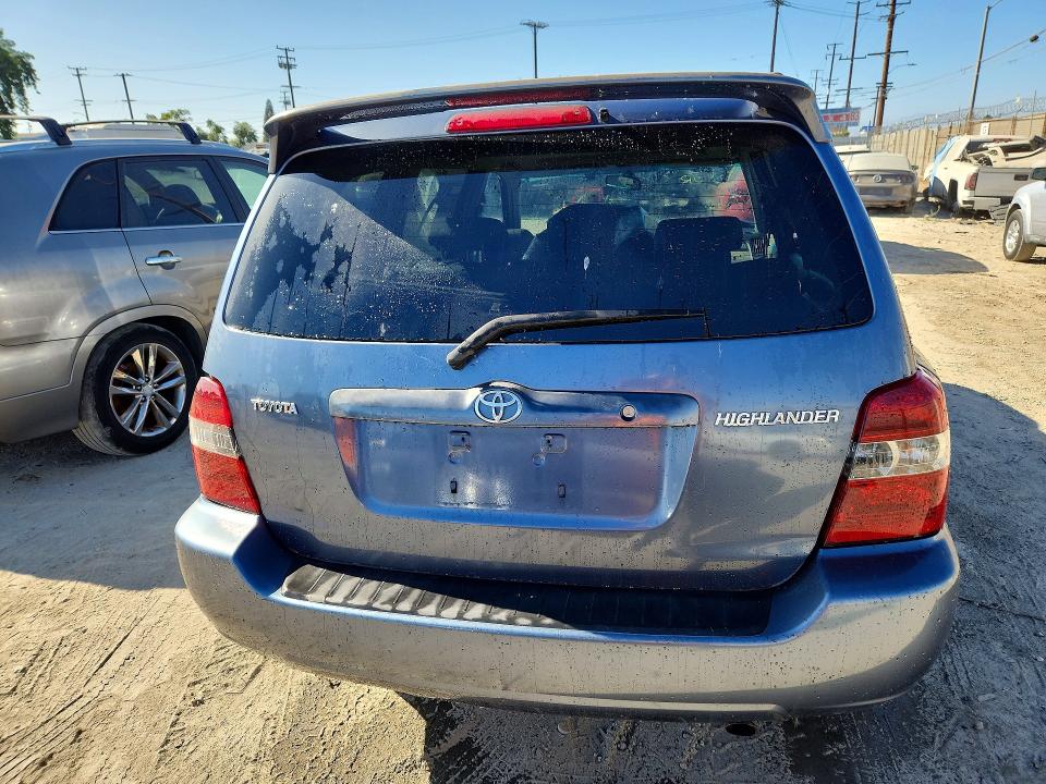 Photo 6 from auction – 2004 TOYOTA HIGHLANDER with VIN JTEDP21A440010127