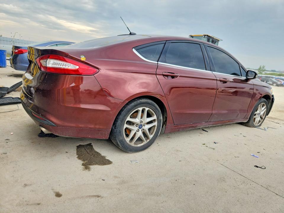 Photo 3 from auction – 2016 FORD FUSION with VIN 3FA6P0H75GR172581