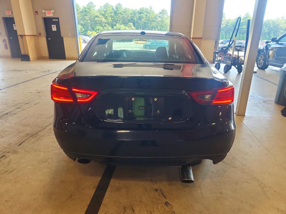 Photo 6 from auction – 2018 NISSAN MAXIMA with VIN 1N4AA6AP3JC369215