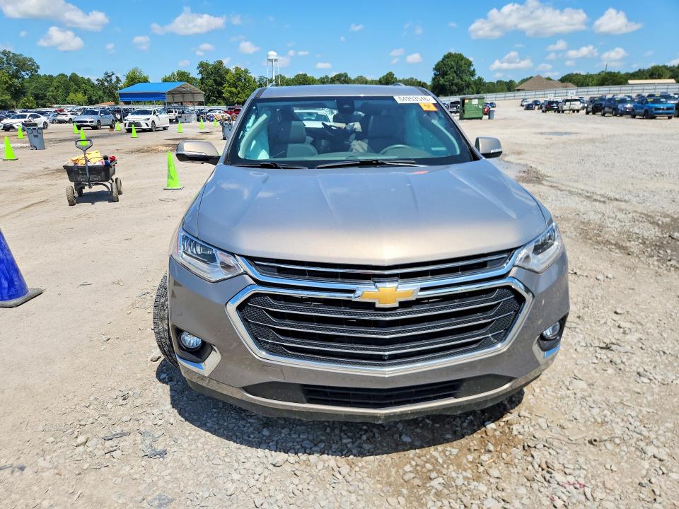 Photo 5 from auction – 2018 CHEVROLET TRAVERSE with VIN 1GNERKKWXJJ153299