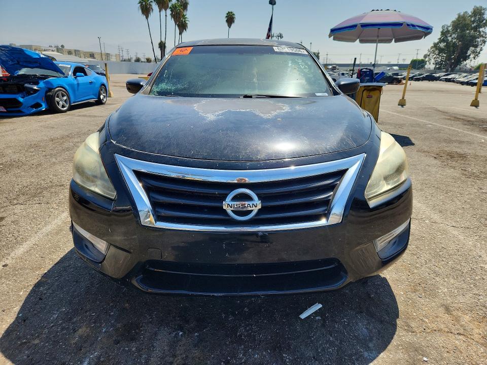 Photo 5 from auction – 2013 NISSAN ALTIMA with VIN 1N4AL3AP1DC299257