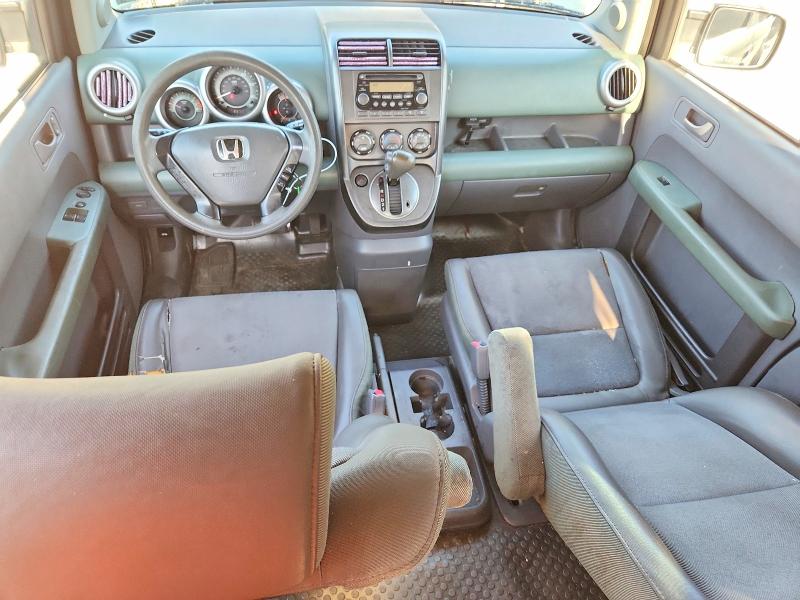 Photo 8 from auction – 2005 HONDA ELEMENT with VIN 5J6YH18675L013838