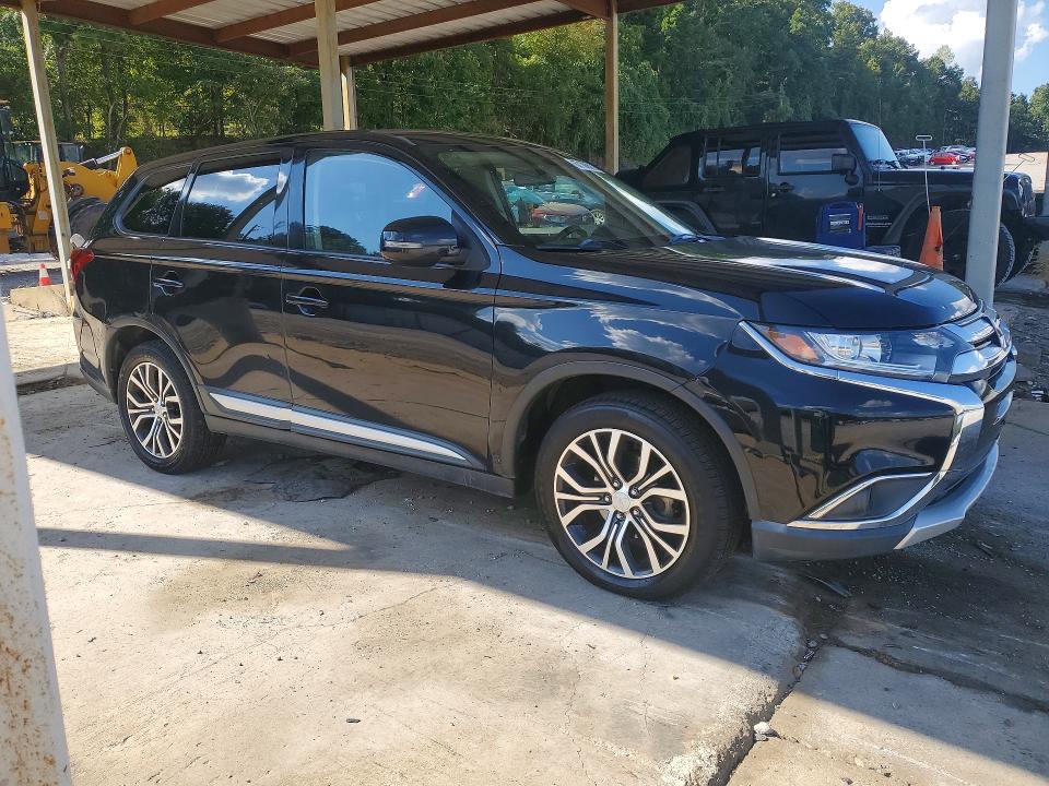 Photo 4 from auction – 2018 MITSUBISHI OUTLANDER with VIN JA4AZ3A37JZ043035