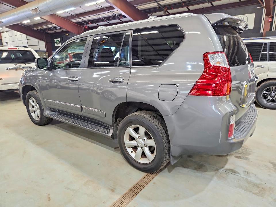 Photo 2 from auction – 2012 LEXUS GX with VIN JTJBM7FX4C5041584