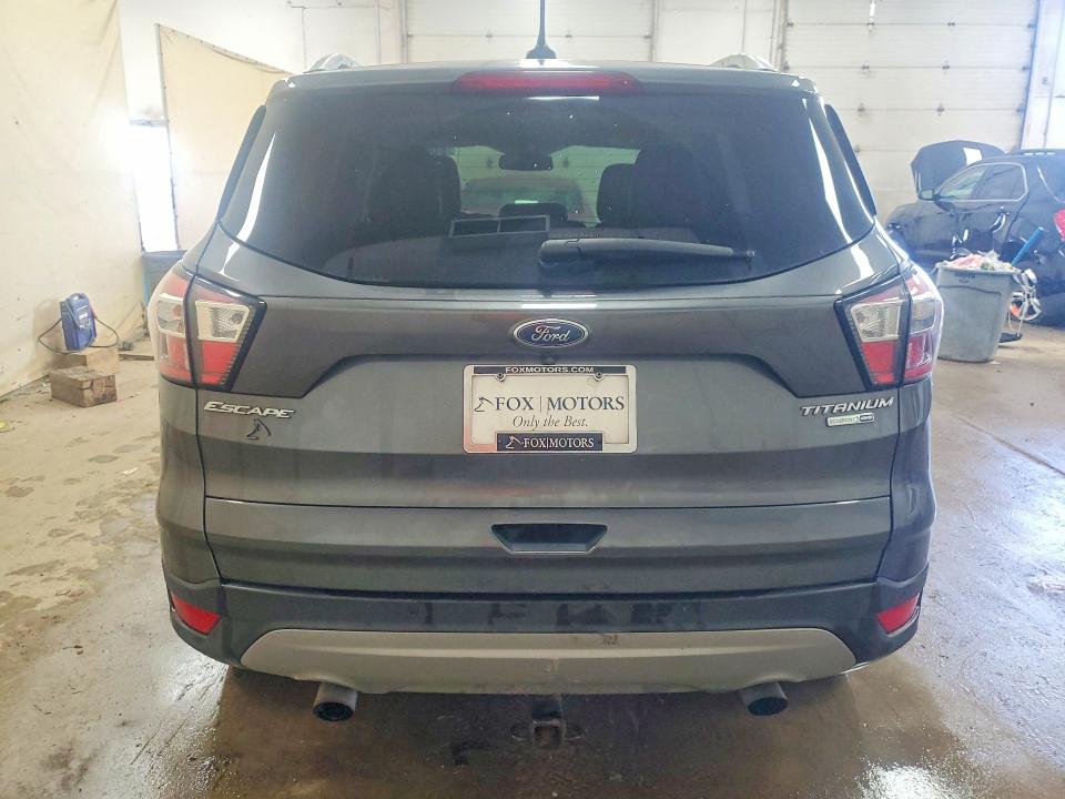 Photo 6 from auction – 2018 FORD ESCAPE with VIN 1FMCU9J99JUA21194