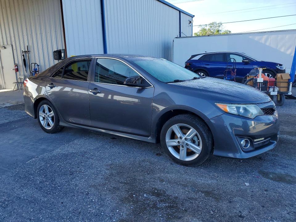 Photo 4 from auction – 2014 TOYOTA CAMRY with VIN 4T1BF1FK8EU843977