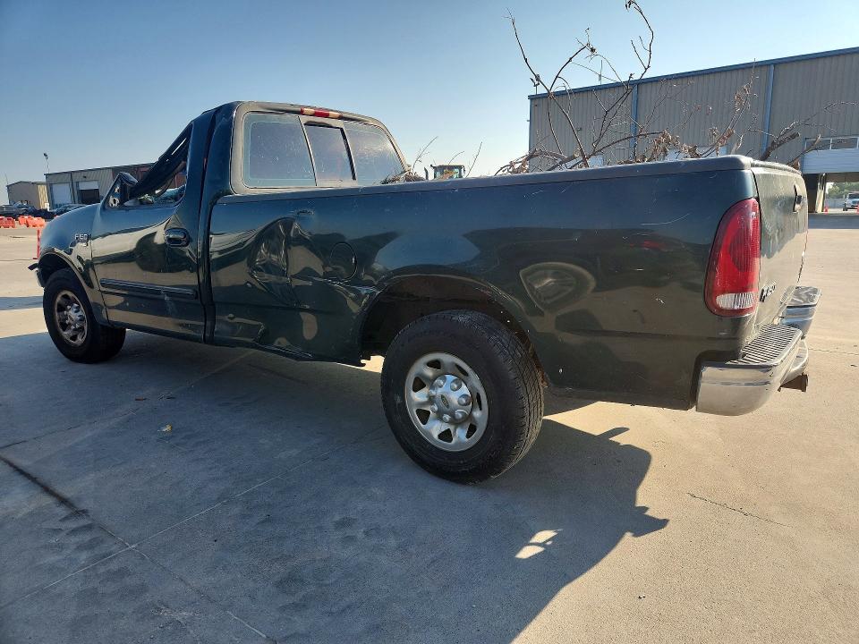 Photo 2 from auction – 2001 FORD F150 with VIN 2FTPF17L61CA15745