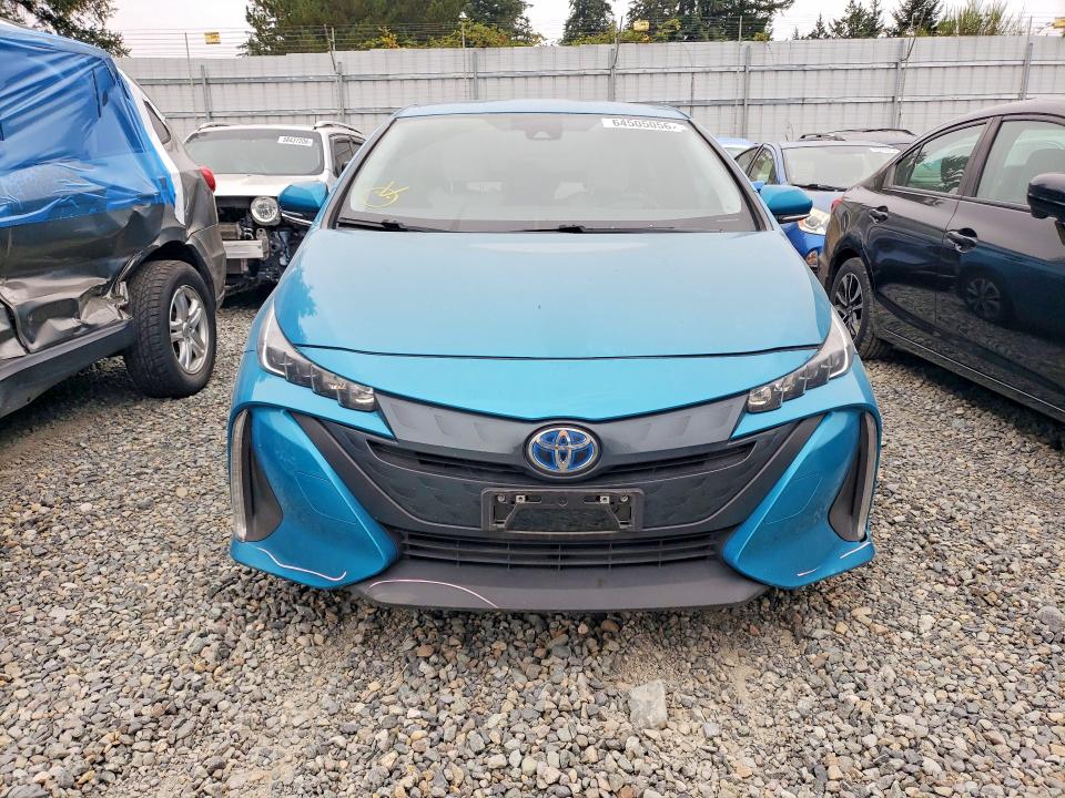 Photo 5 from auction – 2017 TOYOTA PRIUS PRIME with VIN JTDKARFP1H3014837