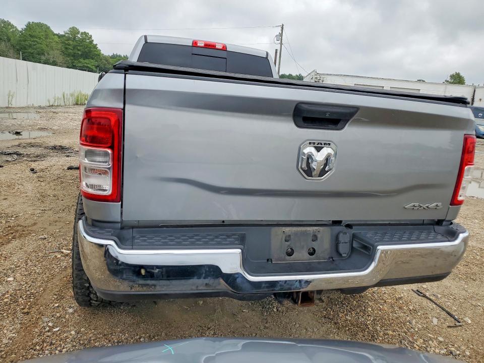 Photo 6 from auction – 2020 RAM 2500 with VIN 3C6UR5HJ4LG142554
