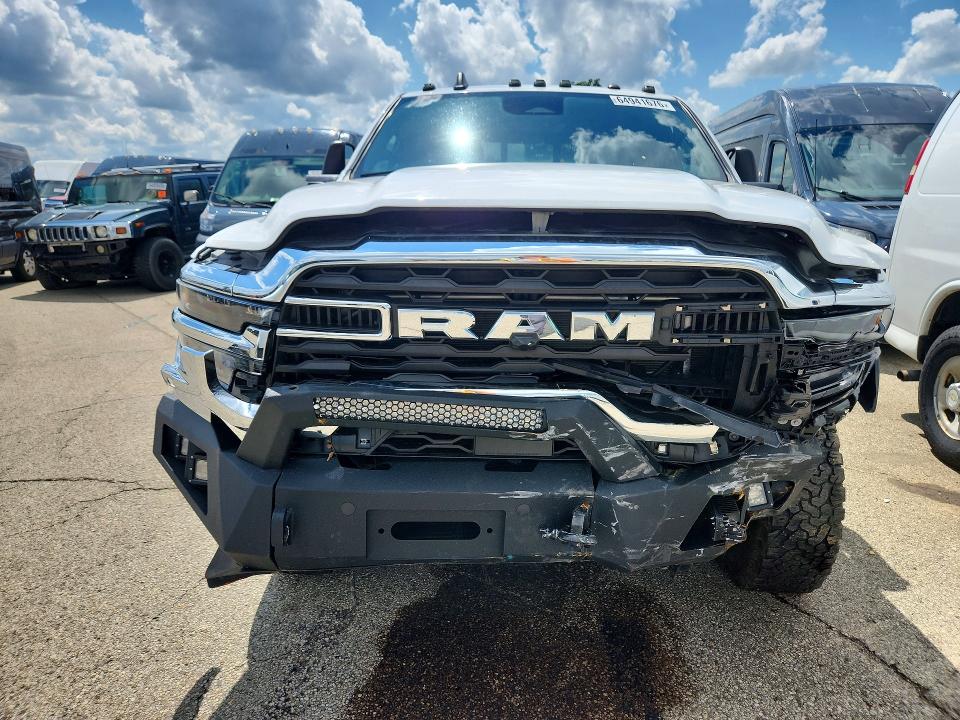 Photo 5 from auction – 2025 RAM 3500 with VIN 3C63R3GLXSG526937