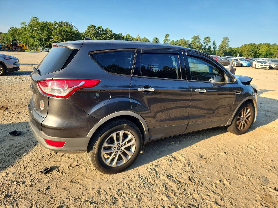 Photo 3 from auction – 2016 FORD ESCAPE with VIN 1FMCU0F75GUA26680