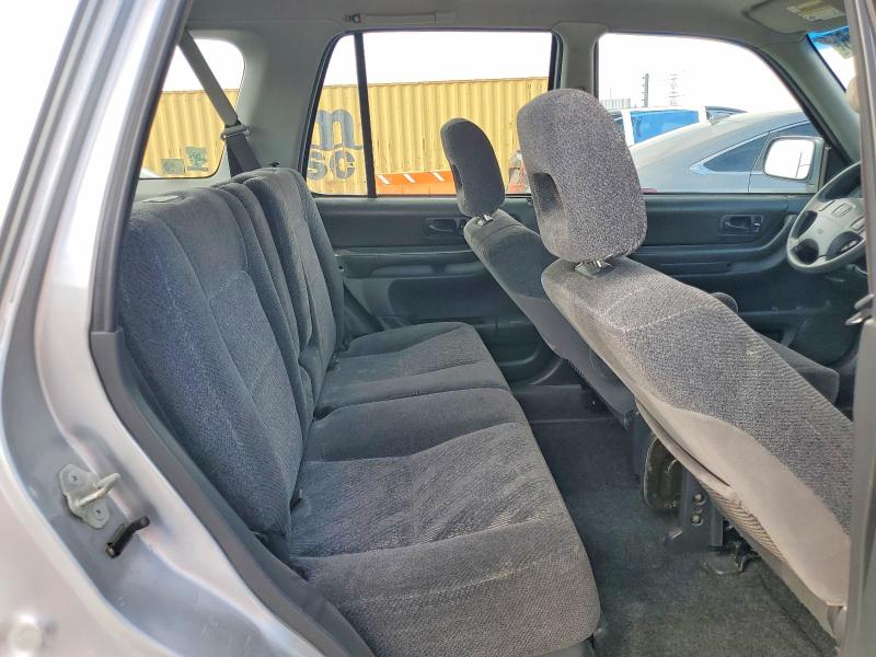 Photo 10 from auction – 2001 HONDA CR-V with VIN JHLRD18421C037398