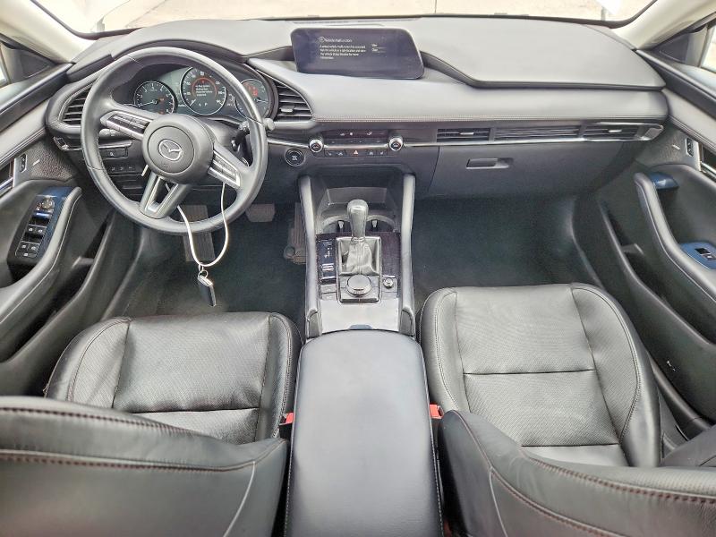 Photo 8 from auction – 2022 MAZDA 3 with VIN 3MZBPBDL4NM305071