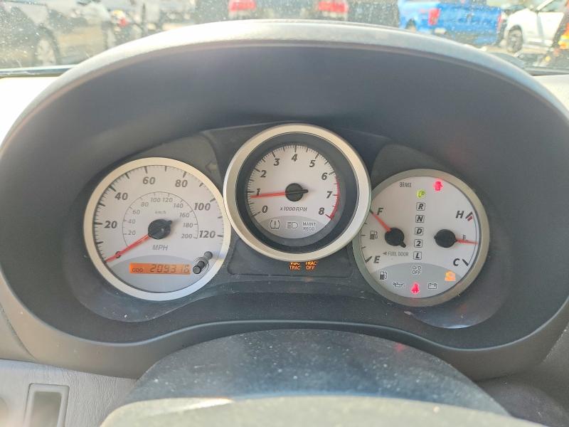 Photo 9 from auction – 2004 TOYOTA RAV4 with VIN JTEGD20VX40012023