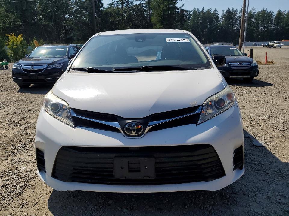 Photo 5 from auction – 2018 TOYOTA SIENNA with VIN 5TDKZ3DC7JS936474