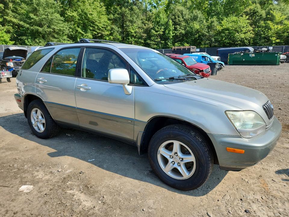 Photo 4 from auction – 2002 LEXUS RX with VIN JTJHF10U820243078