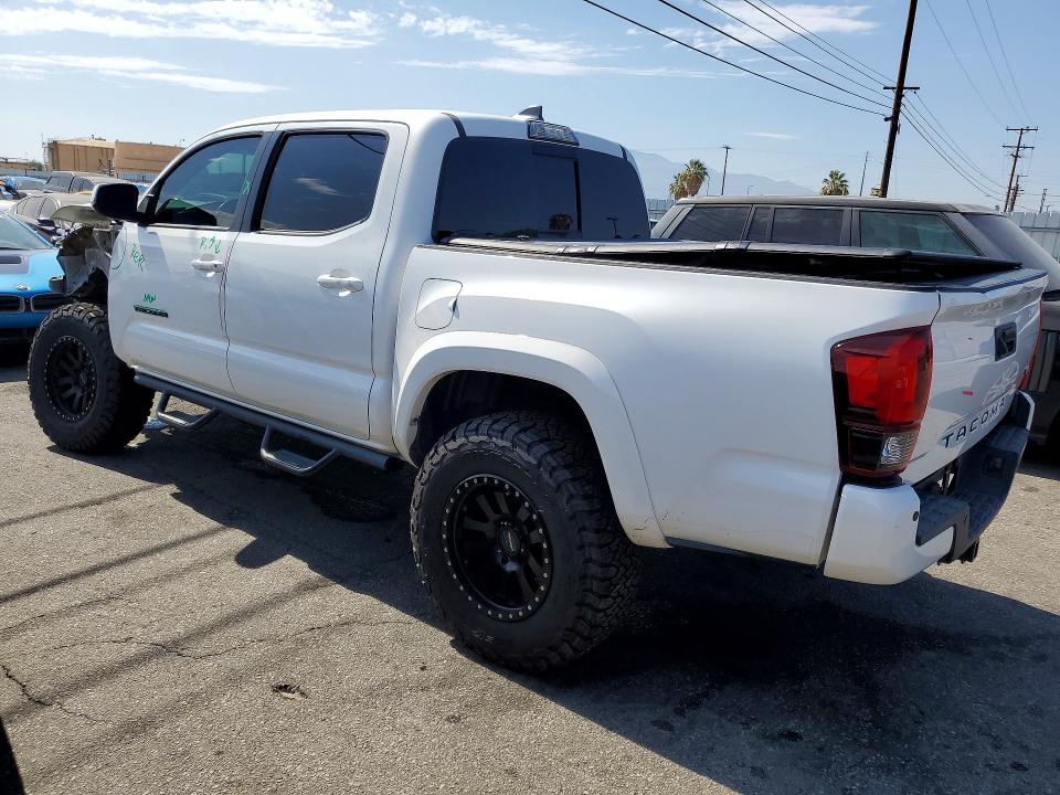 صورة رقم 2 من المزاد - 2018 TOYOTA TACOMA مع VIN 3TMAZ5CN7JM072195