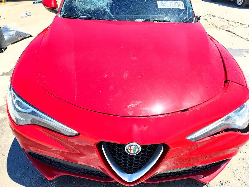 Снимка 12 от търг – 2021 ALFA ROMEO STELVIO с VIN ZASPAKAN0M7D14995