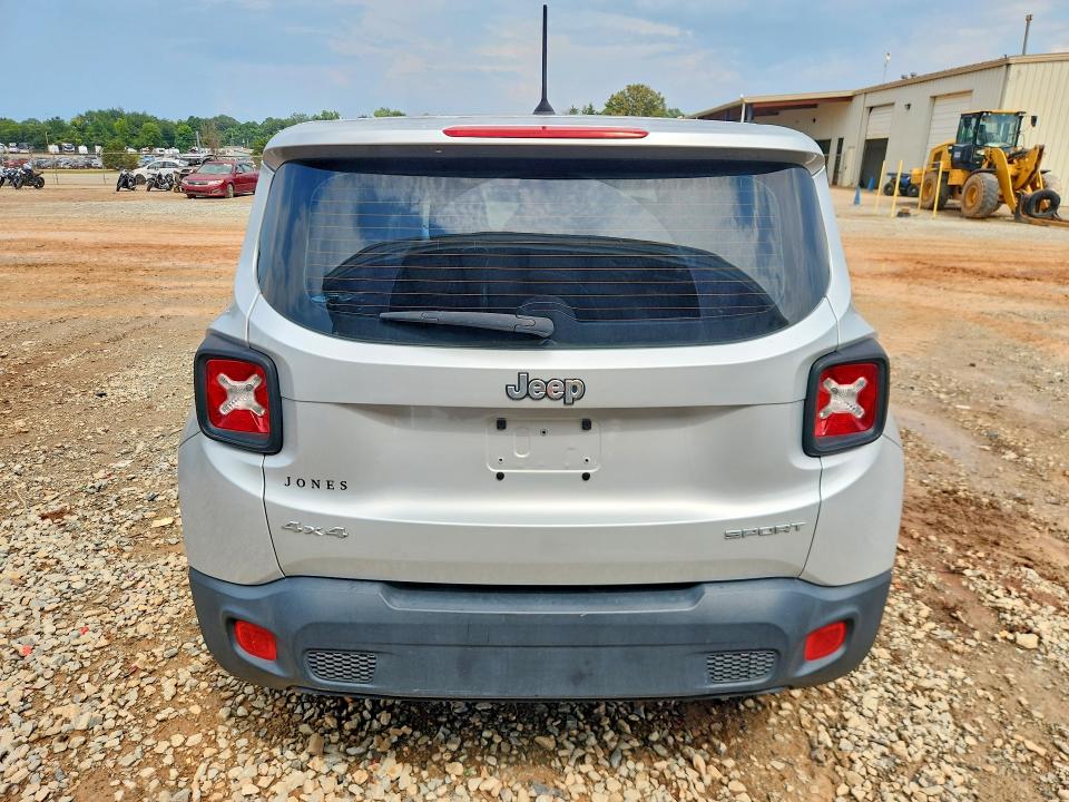 Photo 6 from auction – 2017 JEEP RENEGADE with VIN ZACCJBAH9HPG40885