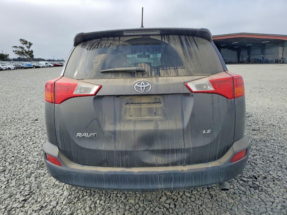 Photo 6 from auction – 2015 TOYOTA RAV4 with VIN JTMZFREV8FJ052669