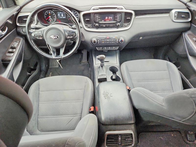 Photo 8 from auction – 2016 KIA SORENTO with VIN 5XYPG4A57GG072264