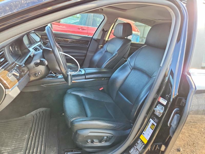 Photo 7 from auction – 2013 BMW 740 with VIN WBAYF4C58DDE23567