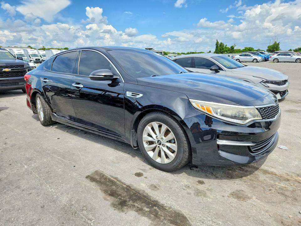صورة رقم 4 من المزاد - 2018 KIA OPTIMA مع VIN 5XXGU4L38JG238260