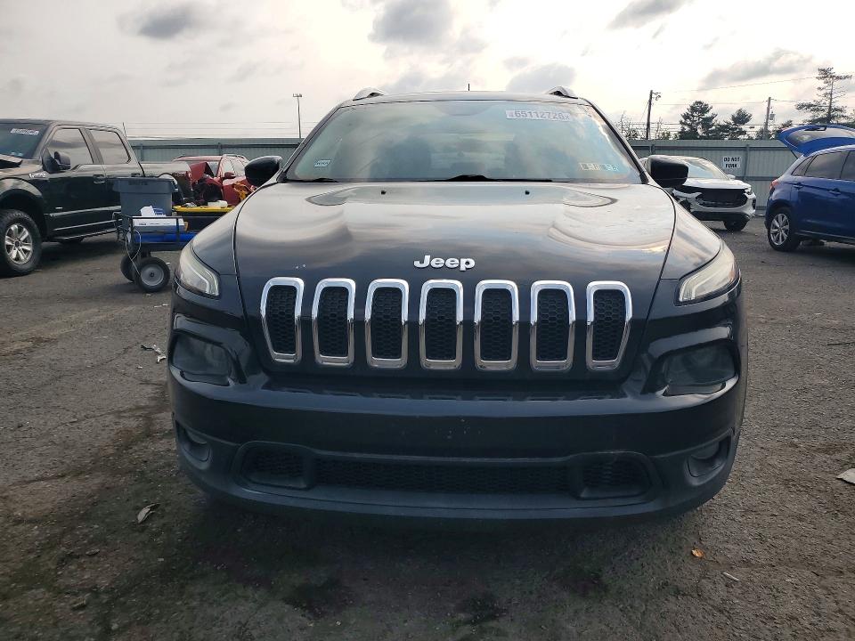 Photo 5 from auction – 2016 JEEP CHEROKEE with VIN 1C4PJMCS6GW147964