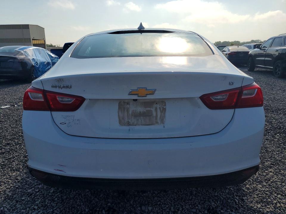 Photo 6 from auction – 2017 CHEVROLET MALIBU with VIN 1G1ZE5ST7HF157734