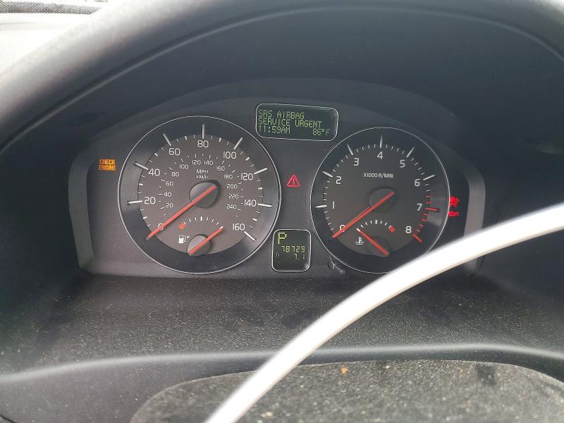 Photo 9 from auction – 2011 VOLVO C30 with VIN YV1672MK4B2209921
