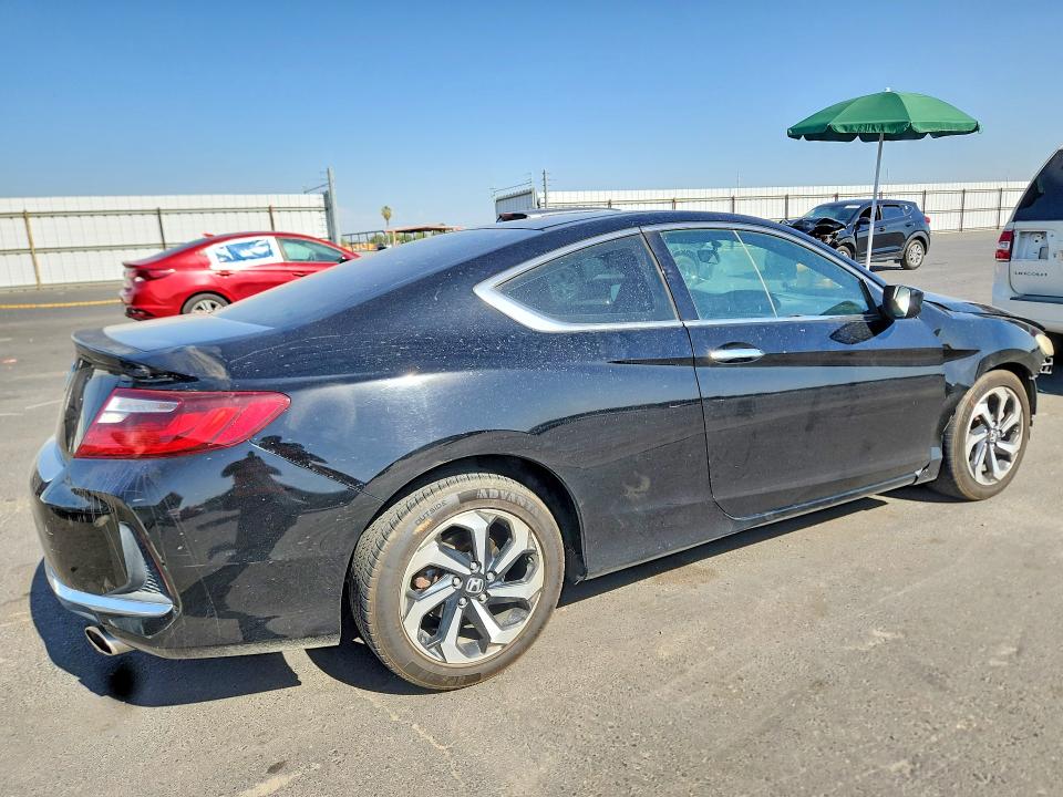 Photo 3 from auction – 2017 HONDA ACCORD with VIN 1HGCT1B37HA001025