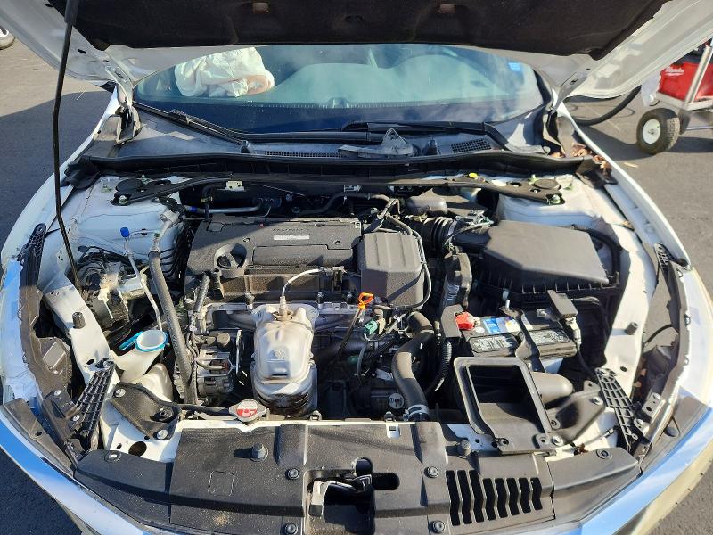 Photo 11 from auction – 2017 HONDA ACCORD with VIN 1HGCR2F11HA169319
