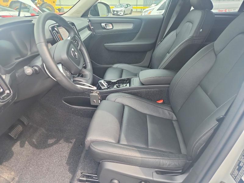 Photo 7 from auction – 2026 VOLVO XC40 with VIN YV4L12UC8T2774626