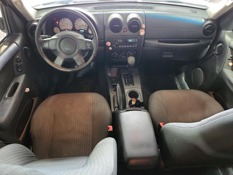 Photo 8 from auction – 2004 JEEP LIBERTY with VIN 1J4GK48K44W282730