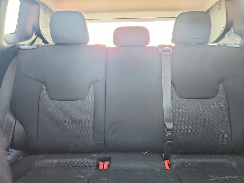 Photo 10 from auction – 2016 JEEP RENEGADE with VIN ZACCJAAT8GPD52112