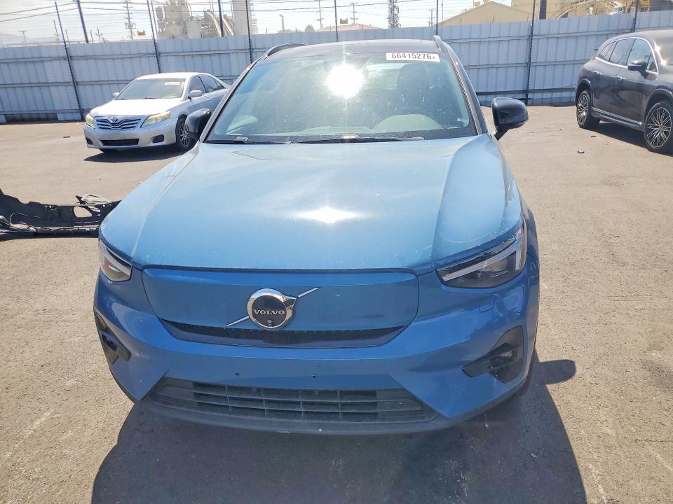 Photo 5 from auction – 2024 VOLVO XC40 with VIN YV4ER3XM3R2309837