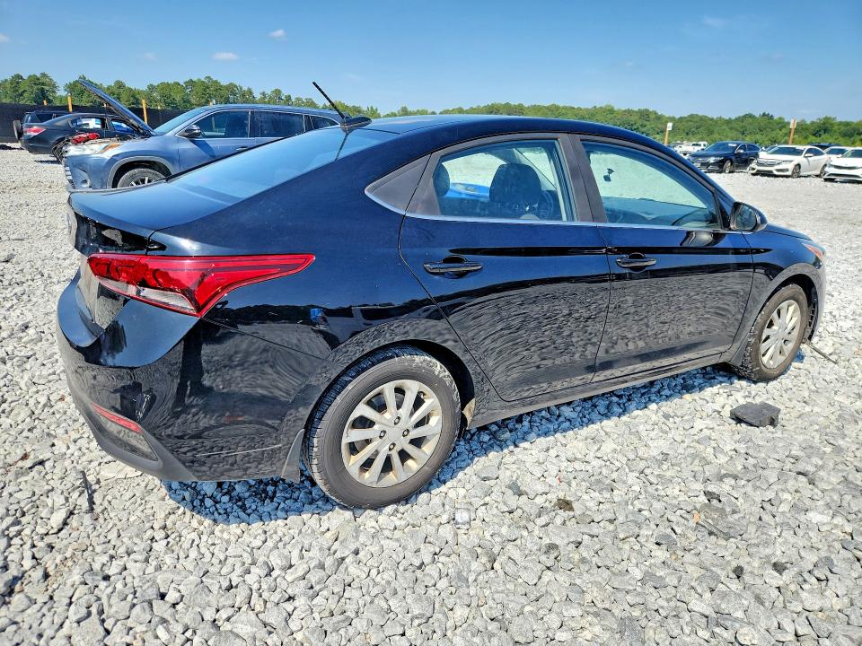 Photo 3 from auction – 2019 HYUNDAI ACCENT with VIN 3KPC24A34KE046903