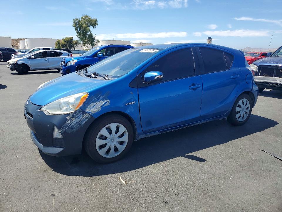 Photo 1 from auction – 2012 TOYOTA PRIUS C with VIN JTDKDTB3XC1522042
