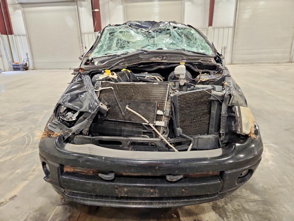 Photo 5 from auction – 2005 DODGE RAM 1500 with VIN 1D3HU16D85J588486
