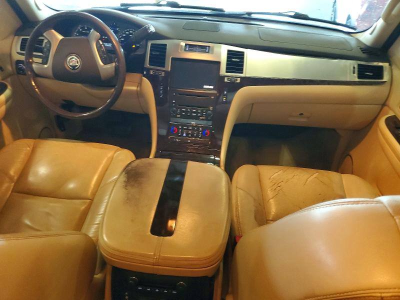 Photo 8 from auction – 2008 CADILLAC ESCALADE with VIN 3GYFK62828G246432