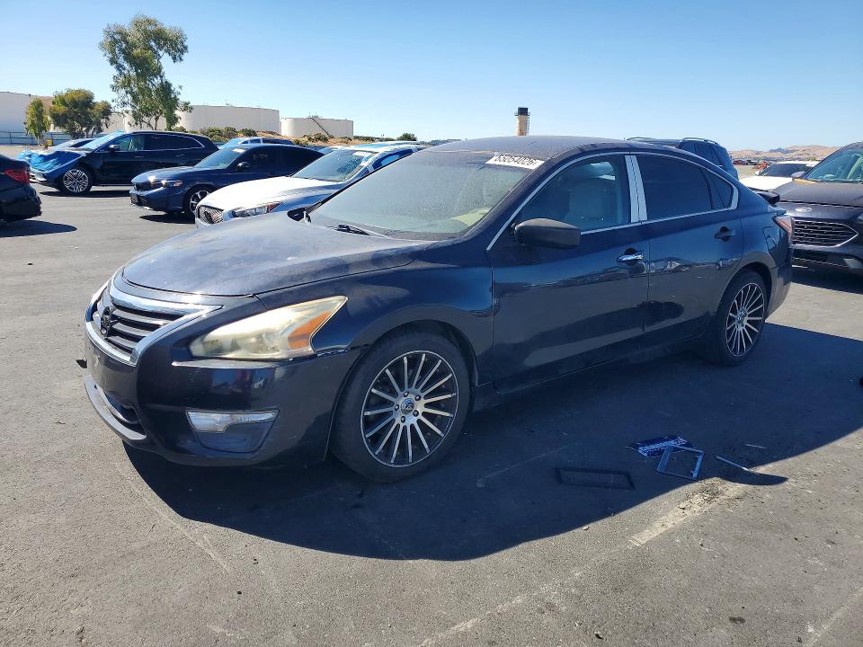 NISSAN ALTIMA 2014 with VIN 1N4AL3AP5EN200297 - Photo from auction
