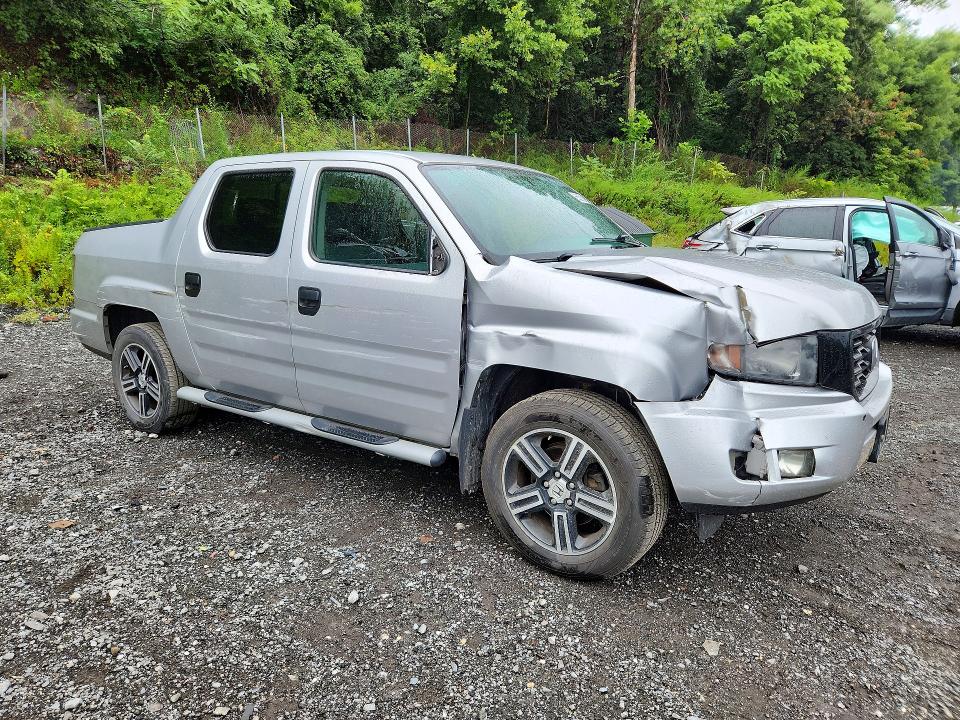 Photo 4 from auction – 2014 HONDA RIDGELINE with VIN 5FPYK1F75EB004097