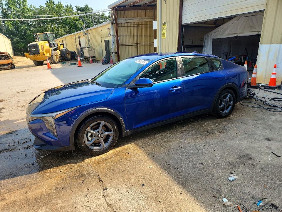 KIA K4 2026 с VIN 3KPFT4DE8TE310813 - Снимка от търг