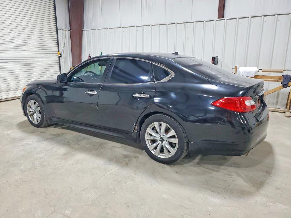 Photo 2 from auction – 2011 INFINITI M56 with VIN JN1AY1AP2BM520326