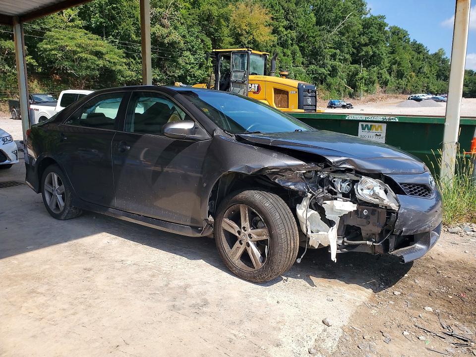 Photo 4 from auction – 2013 TOYOTA CAMRY with VIN 4T1BF1FK0DU272032