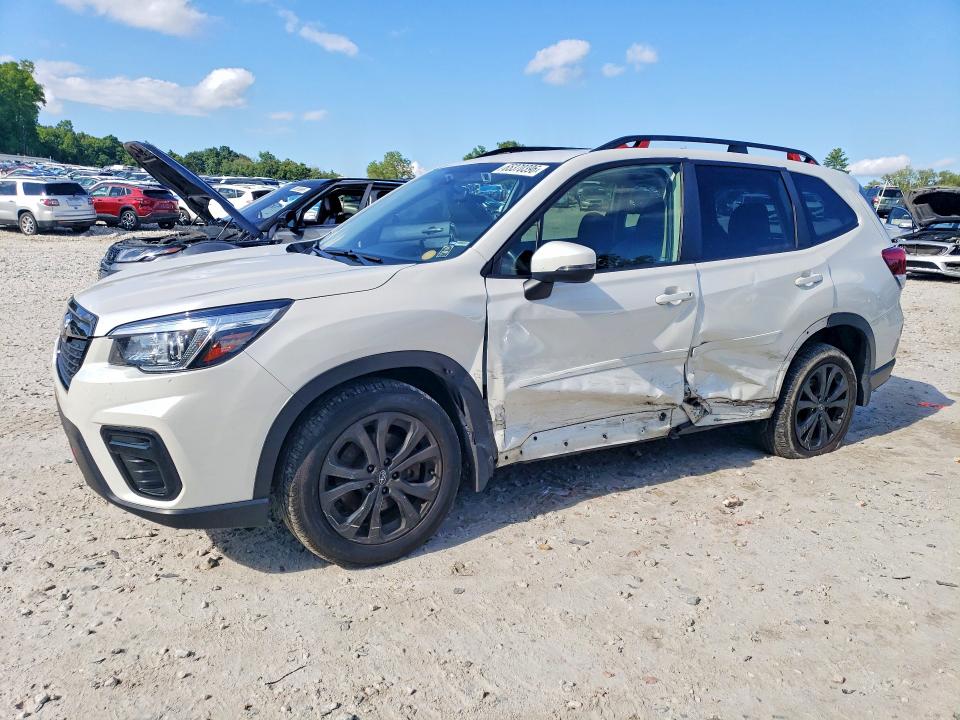 SUBARU FORESTER 2020 with VIN JF2SKARC4LH421703 - Photo from auction