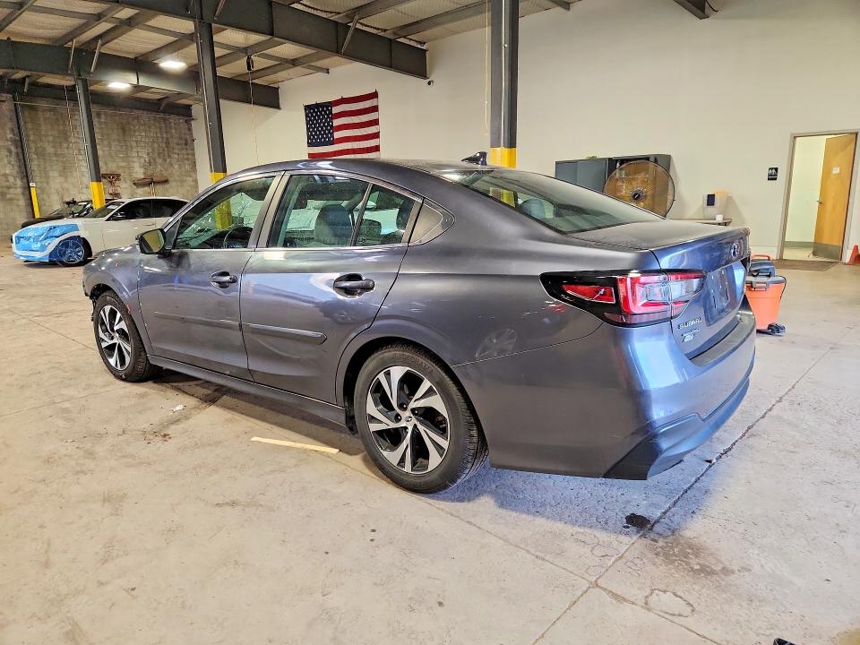 Photo 2 from auction – 2022 SUBARU LEGACY with VIN 4S3BWAC68N3005773
