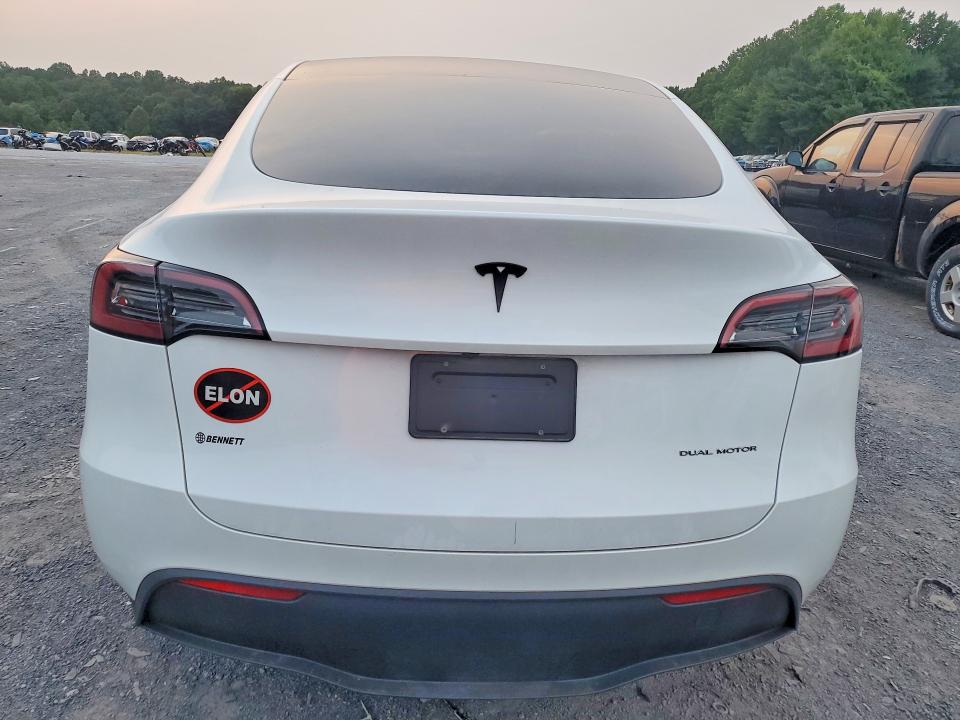 Photo 6 from auction – 2023 TESLA MODEL Y with VIN 7SAYGDEE2PA136880