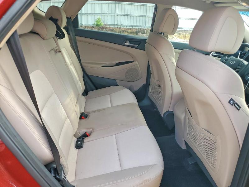 Photo 11 from auction – 2018 HYUNDAI TUCSON with VIN KM8J33A44JU832073